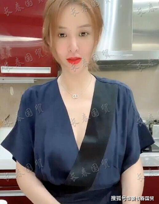 汪峰41岁前妻近照曝光,肤白貌美气质不输明星