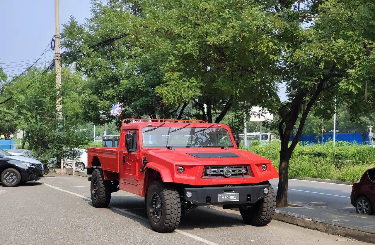 找个月薪2800的设计师也不至于这样