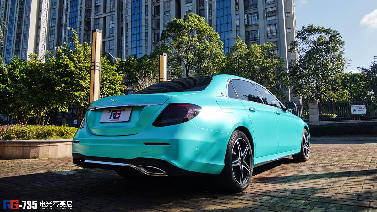 奔驰e300l车身改色电光蒂芙尼 rg瑞集改色膜福州长乐