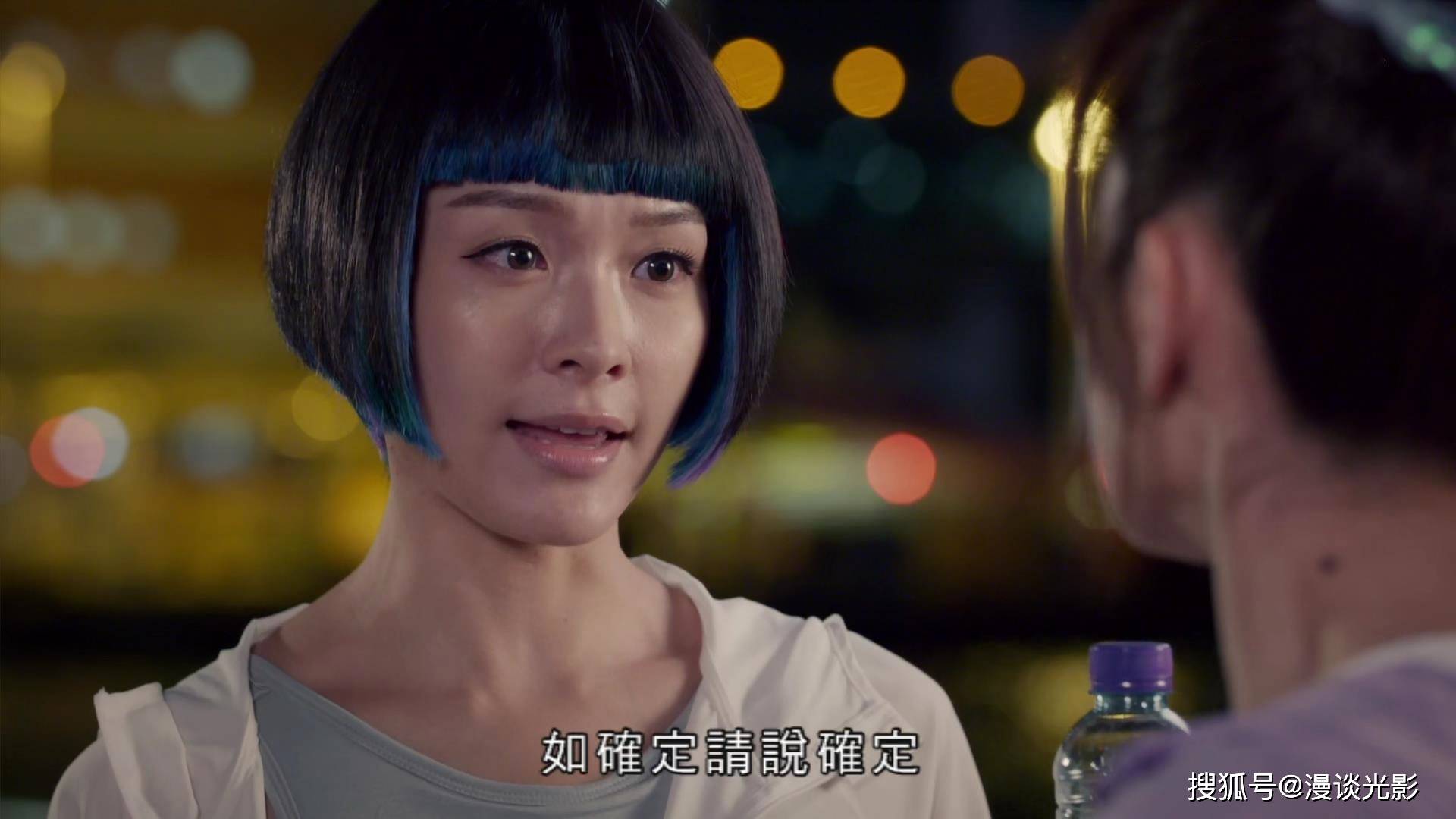 呆萌智能人遇上古怪家庭的搞笑故事,李佳芯的《智能爱人》太有爱