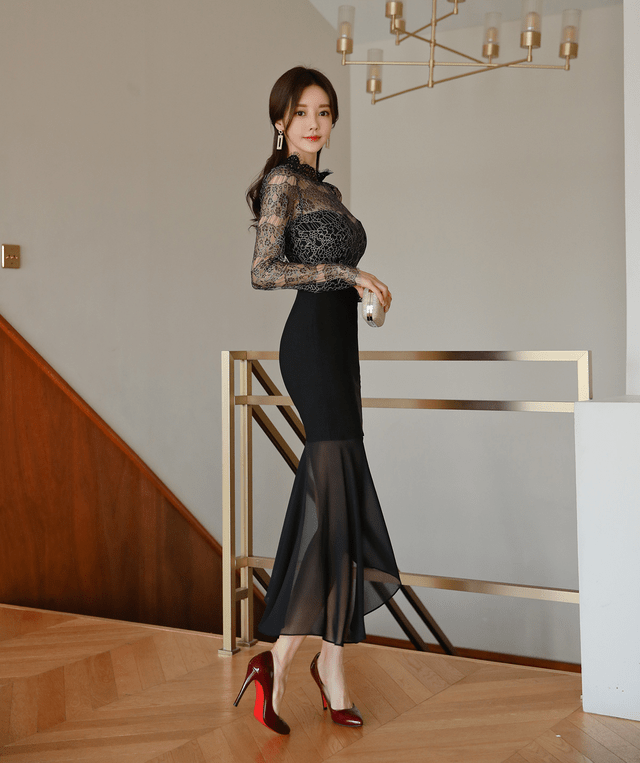 鱼尾|女神孙允珠高清时尚搭配：冬萤暗褐梧桐星霜刺绣鱼尾裙