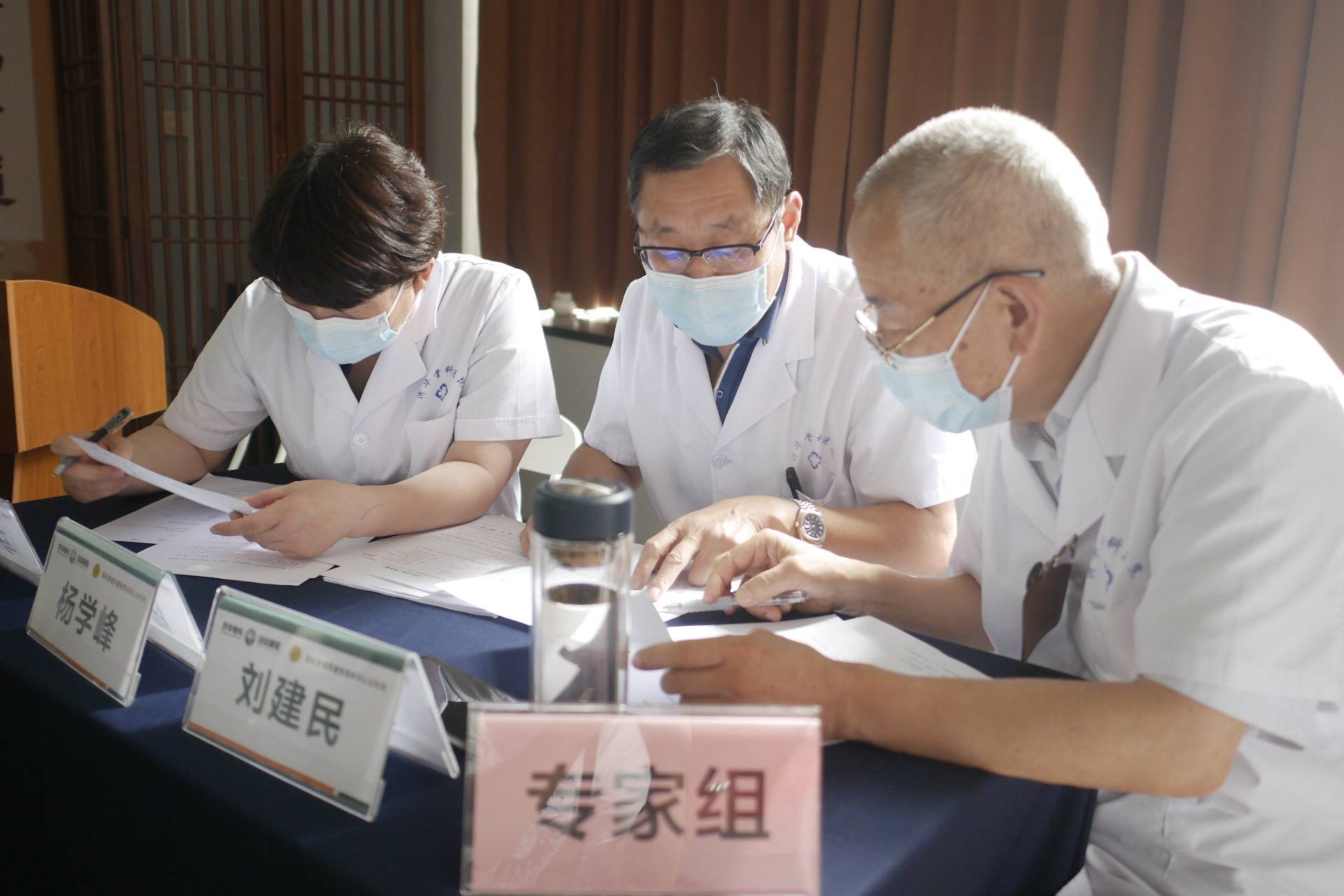 我院成功舉辦第四屆“中國醫師節” 暨醫療核心制度知識競賽 (圖2)