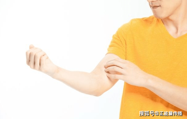 肝脏|肝癌并非“毫无征兆”,医生:身体往往这有5“提示”,别无视它们