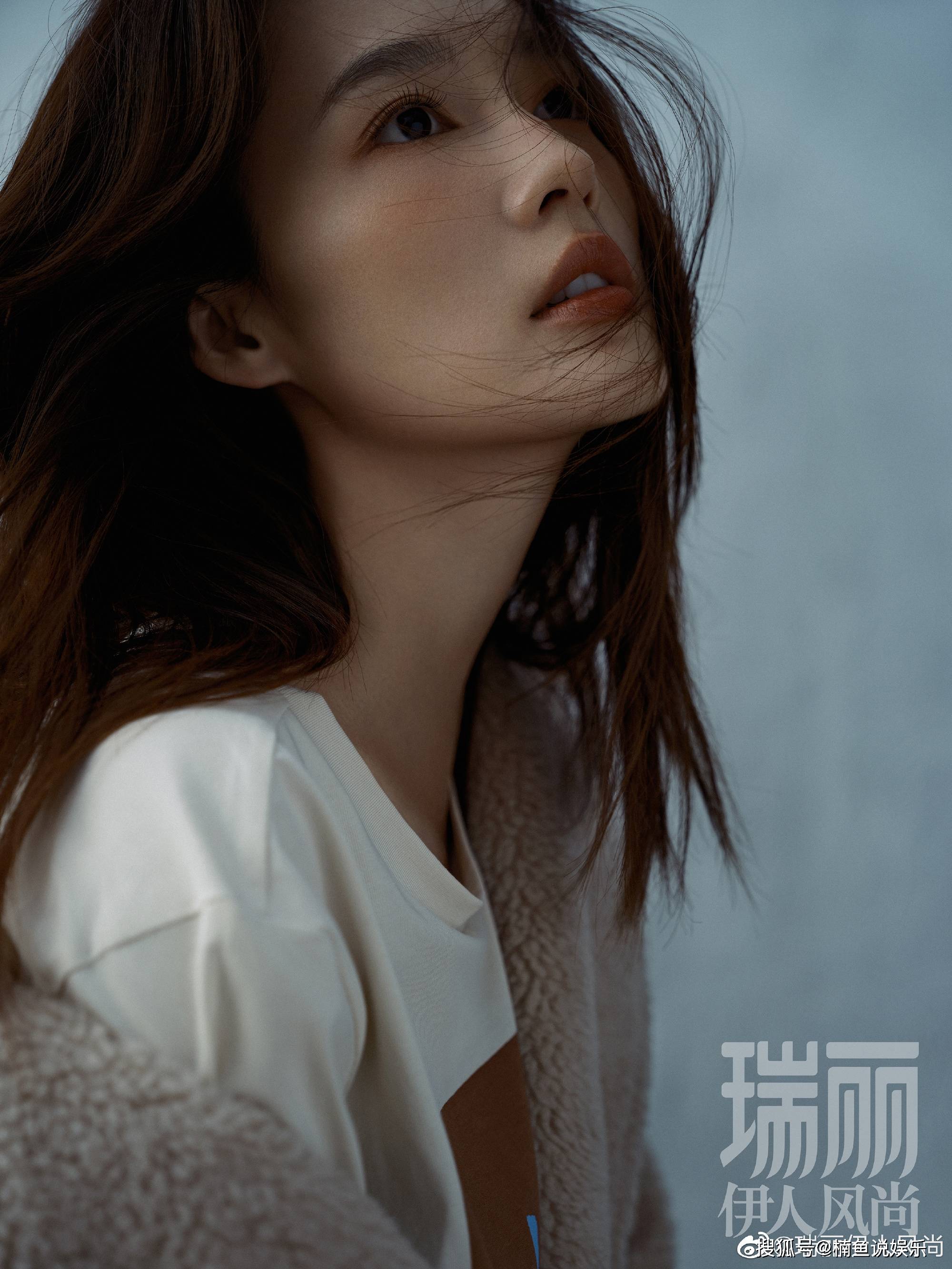 李沁每一次出场都惊艳!橘子汽水晒伤妆太迷人,清冷气质好绝