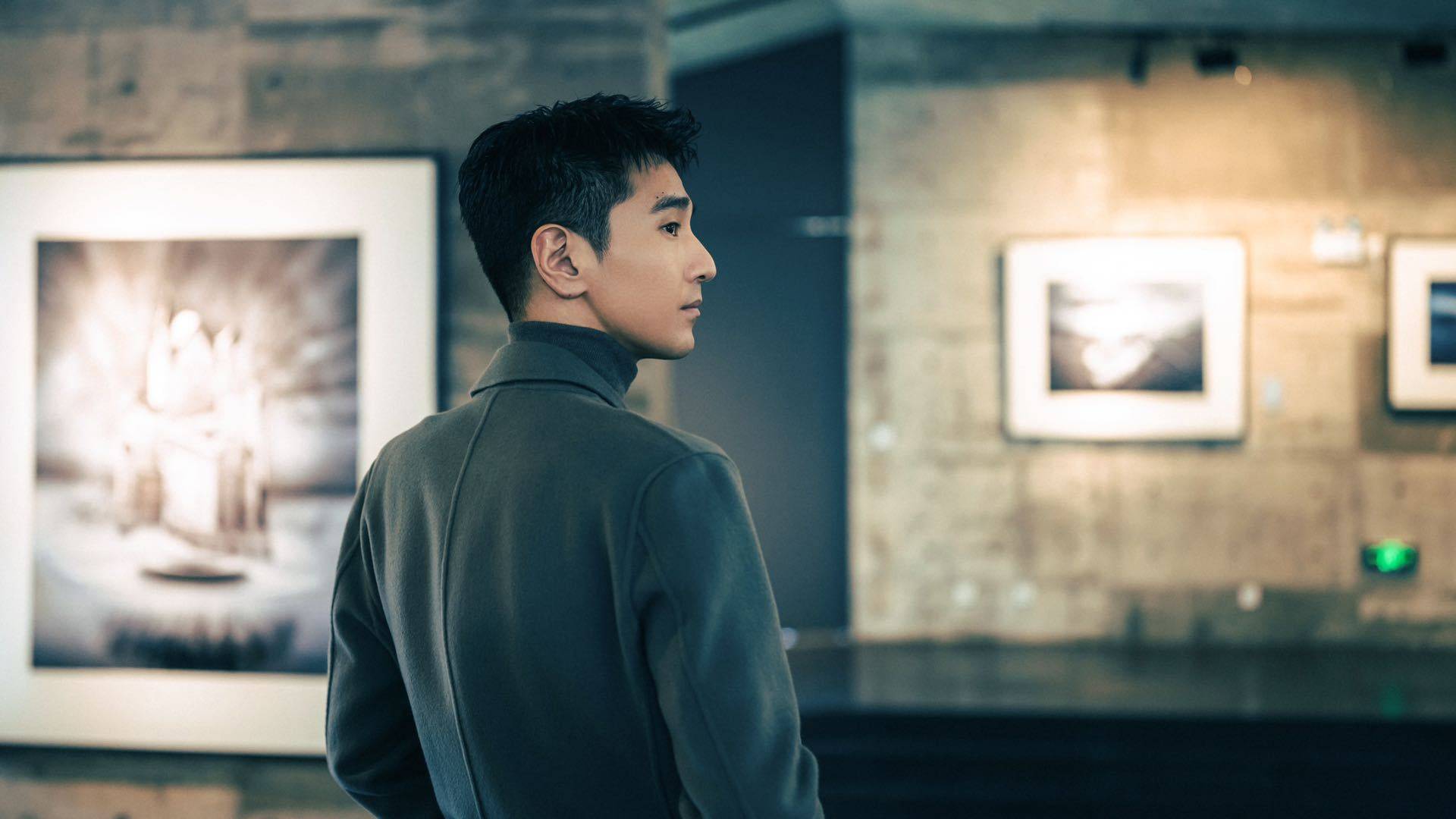 理想之城正在热播赵又廷内伤式哭戏演绎成年人的崩溃