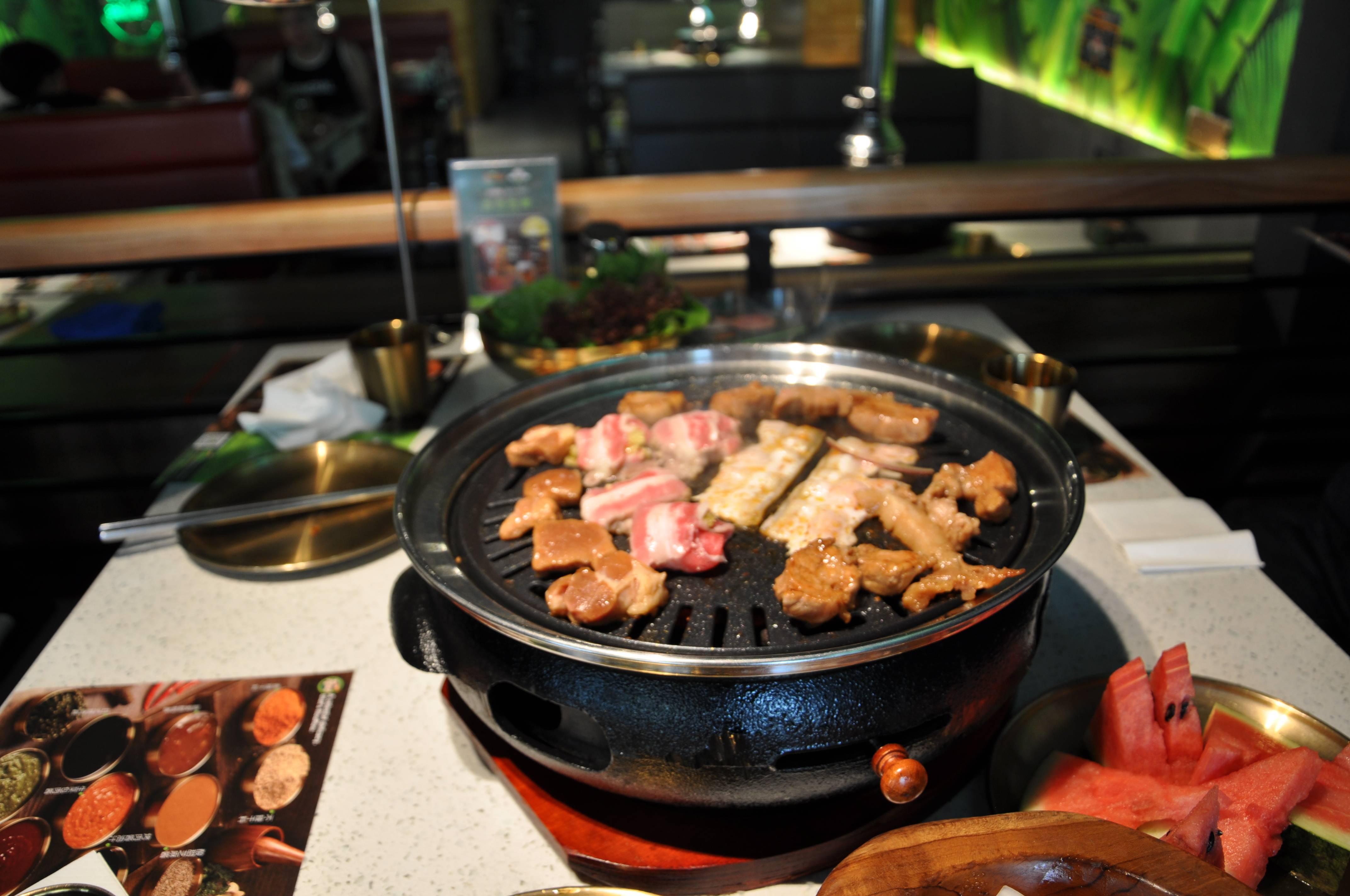 中山探店|top1韩式炭烤烤肉店!人均才50元!-搜狐大视野-搜狐新闻