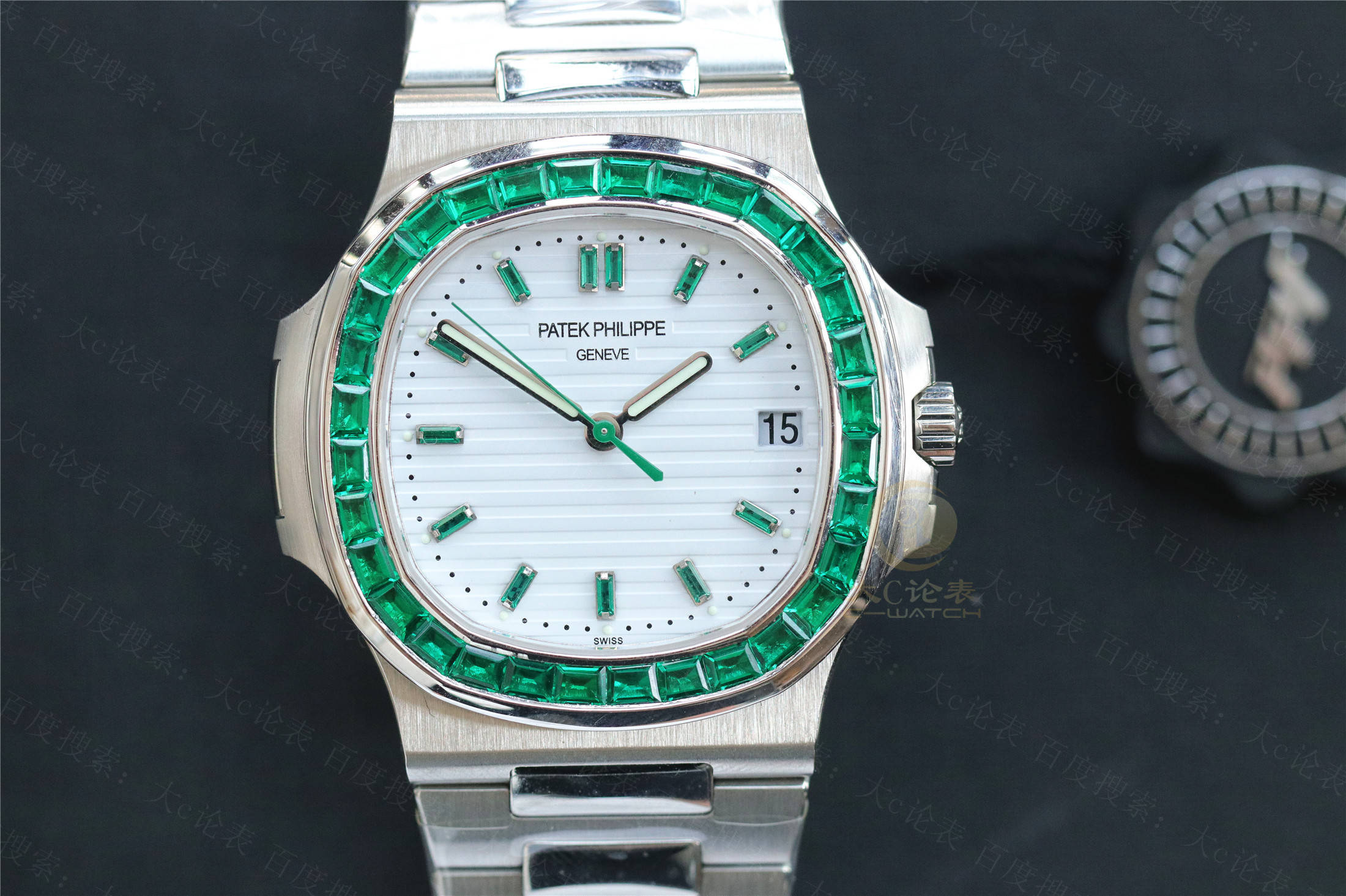 ��c�۱�:�ٴ�����������,���װ��ĸ�̲ʱ�Ȧ��