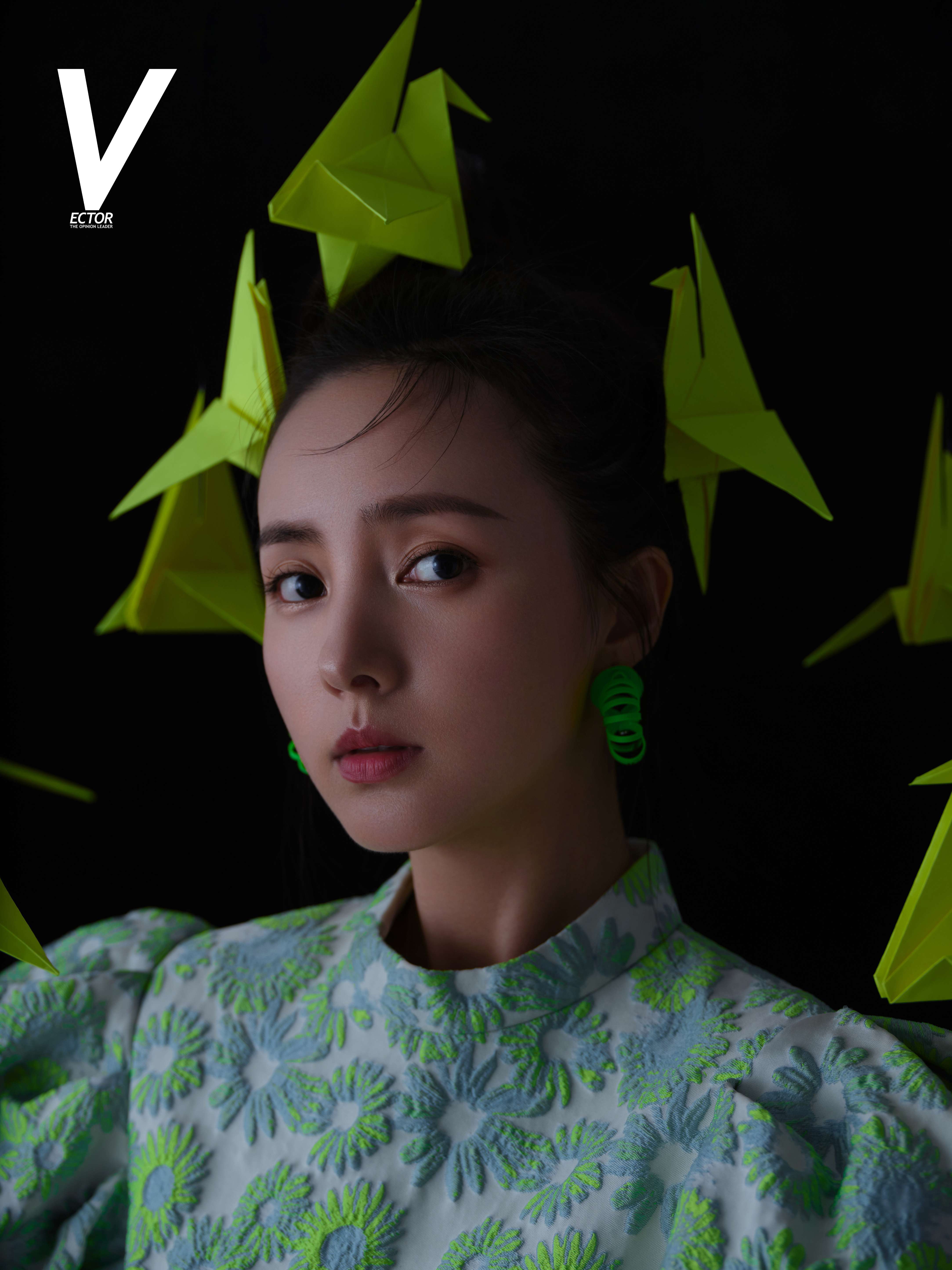 程小蒙全新写真曝光独特风格彰显自我_世界