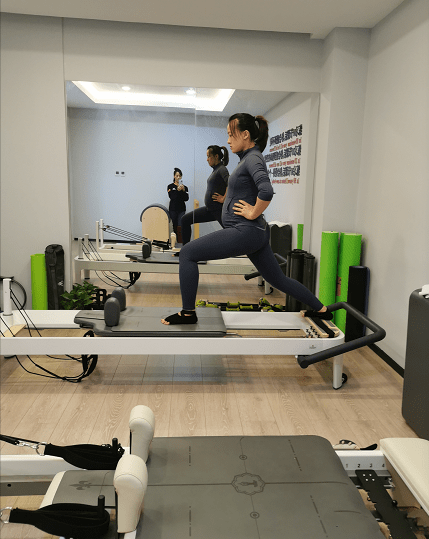 力量|普拉提大器械好学吗？学了对身体有什么好处？