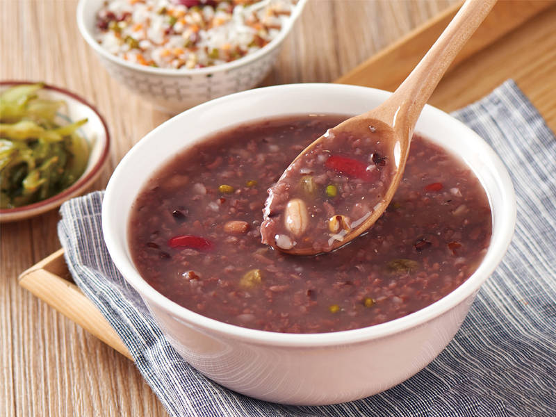 包子|开早餐店要怎样才能赚钱?看看粥二舅煎包实体店苏师傅支的三招