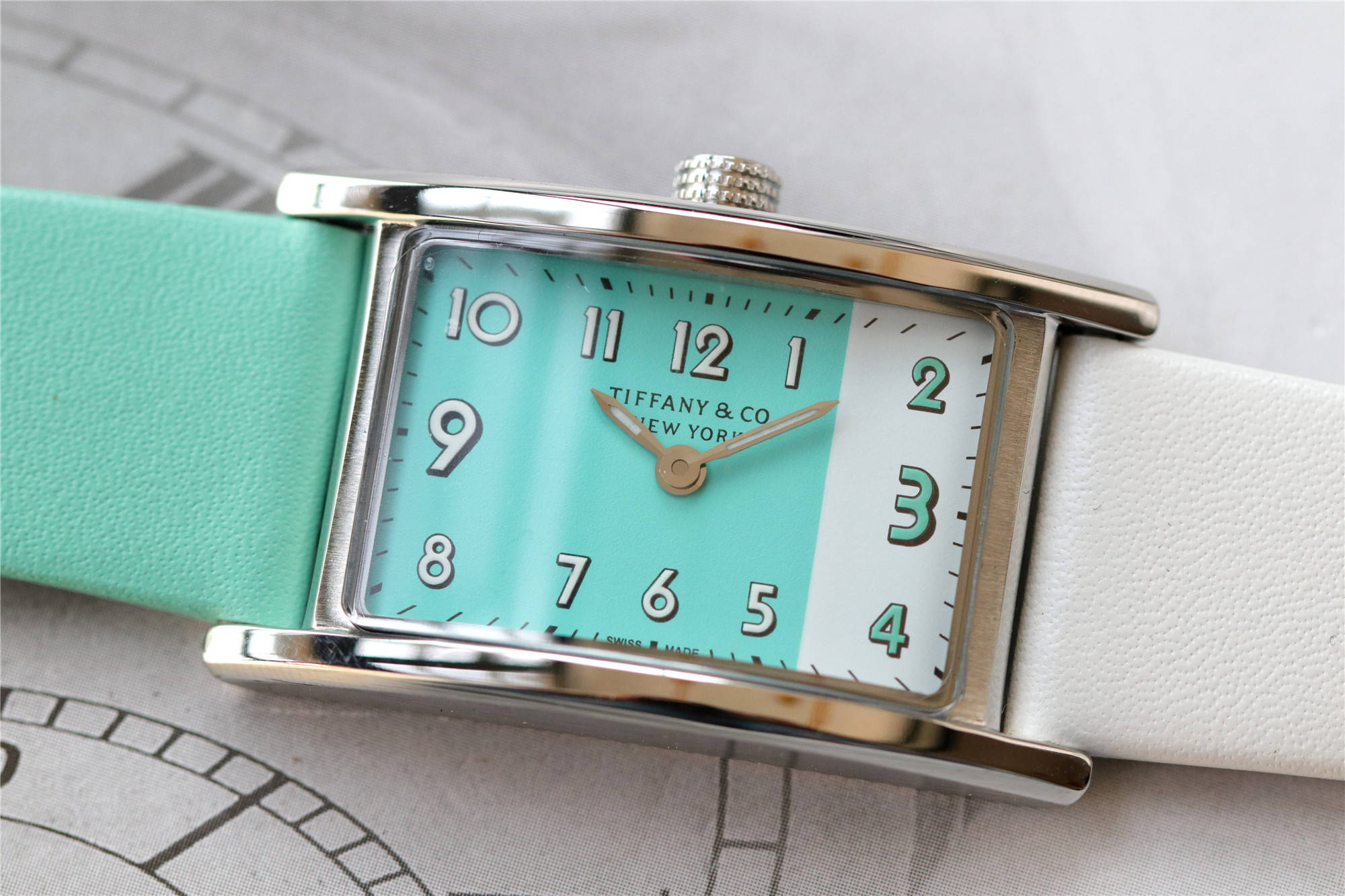 大c论表蒂芙尼tiffanyeastwest系列女士腕表颠覆传统设计
