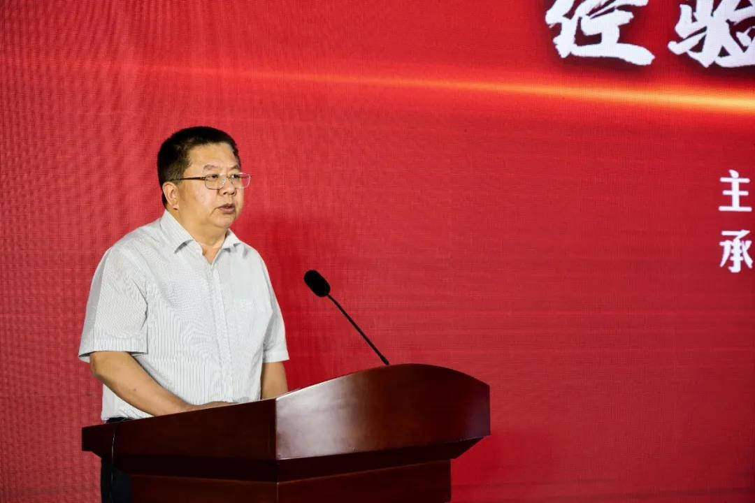 鄂尔多斯市副市长苗程玉讲话康巴什区委副书记,区长王雪峰致辞