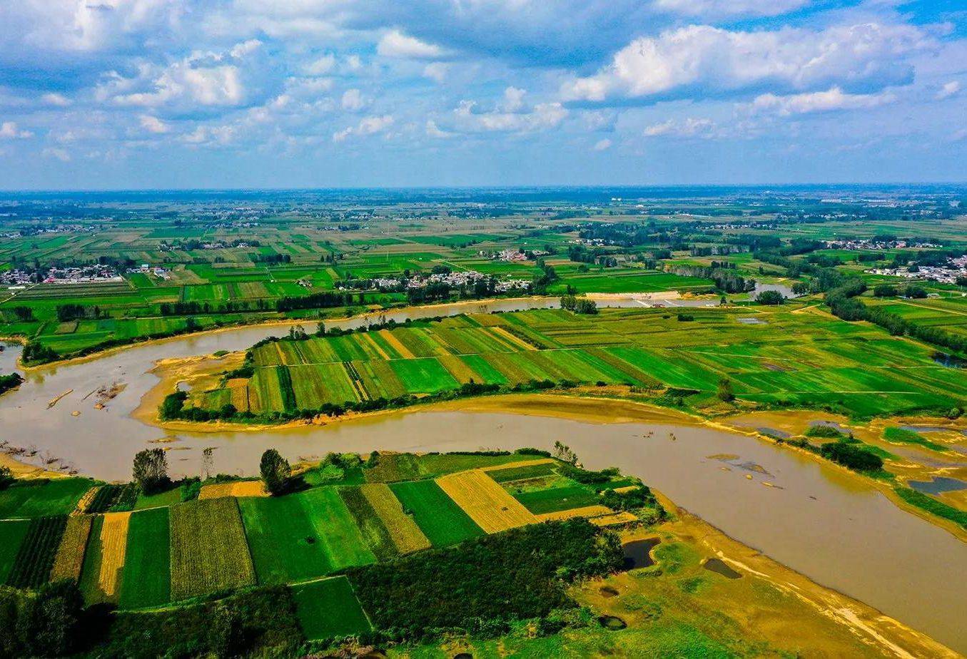 据了解,云梦湖南至驿城区诸市镇,北至汝河与赵文献河交汇处北500米