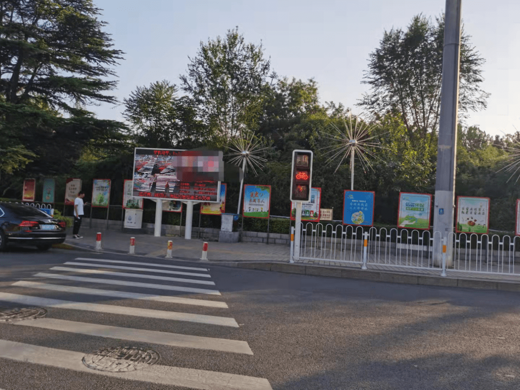 百度在保定搞的智能交通到底有多厉害?_朝阳大街