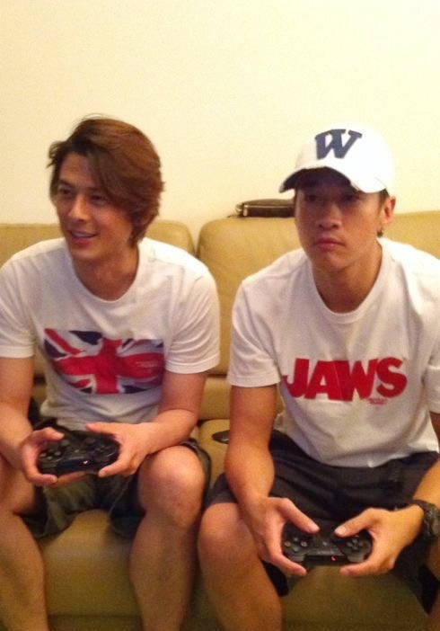 神仙友情!郭品超晒九宫格合影旧照为何润东庆生