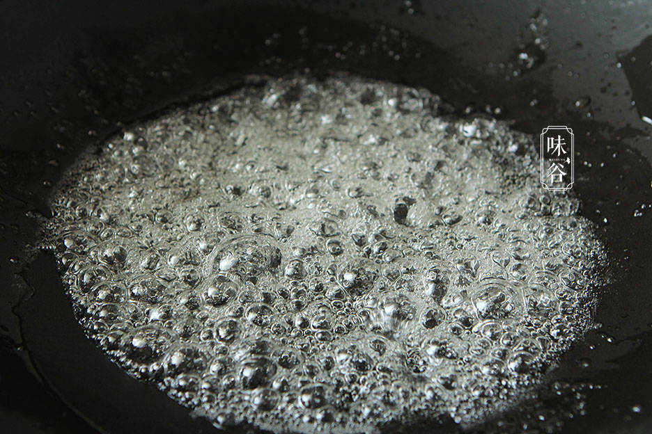 柚子|秋天这果皮扔掉太浪费，做小零食特棒，香甜有嚼劲，嗓子也爽利