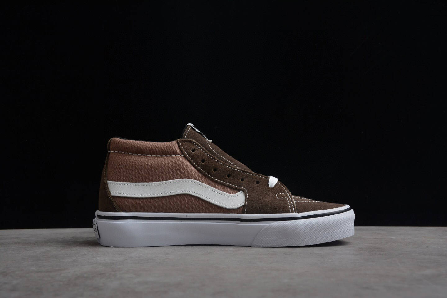 黑色 万斯 Vans Sk8-Mid Vault x JJJJound 联名中帮麂皮帆布鞋