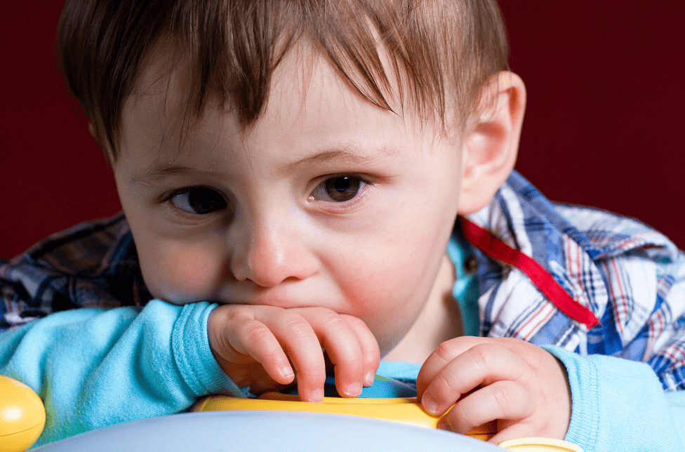 孩子的哭闹，往往有千百种原因；家长的做法，大致有三种结果