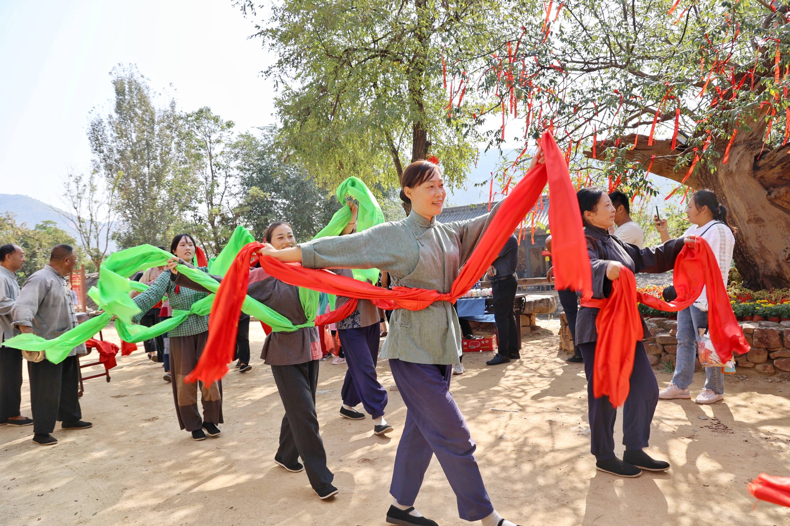 国庆黄金周,山东沂南红嫂家乡红色戏剧节平稳开启_沂蒙
