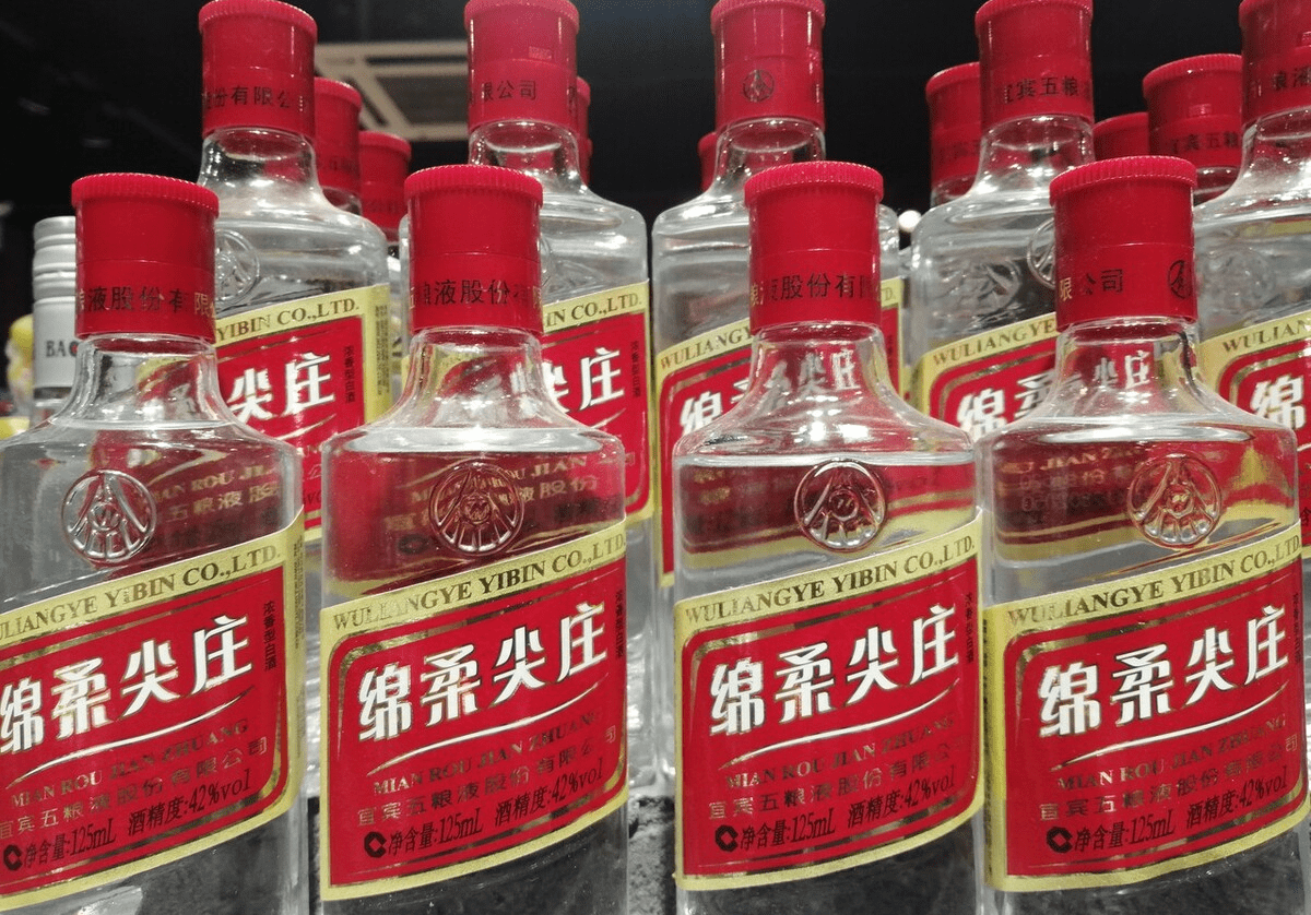 內行買白酒，不專挑貴的買，這4款酒口感好不上頭，卻一直很平價 熱愛美食 第5张