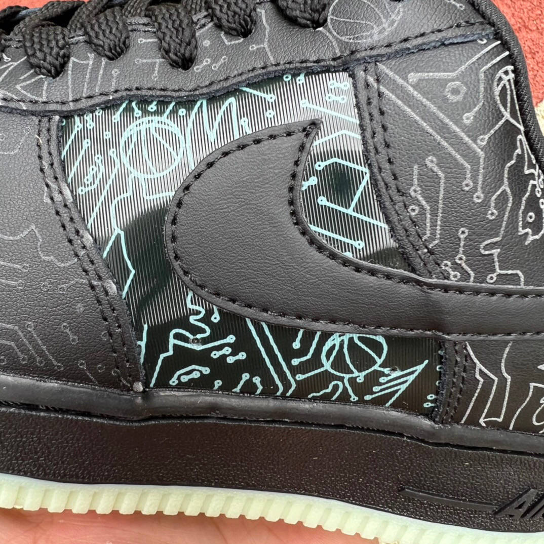 黑色 空军一号夜光联名 Space Jam x Air Force 1 Computer Chip 空中大灌篮运动鞋