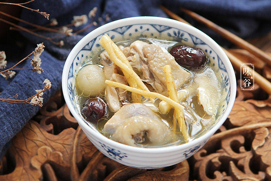 党参|天凉了，女人再忙也要多喝“四宝汤”，手脚不冷，美美过秋天