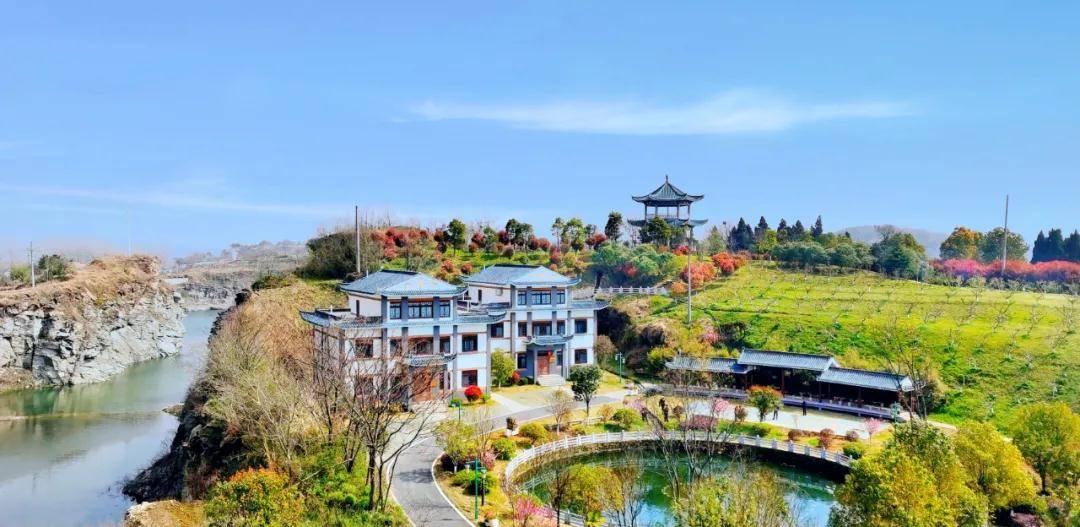 黄陂宝藏民宿 | 马迹山度假山庄,中式园林,睡进风景里_木兰