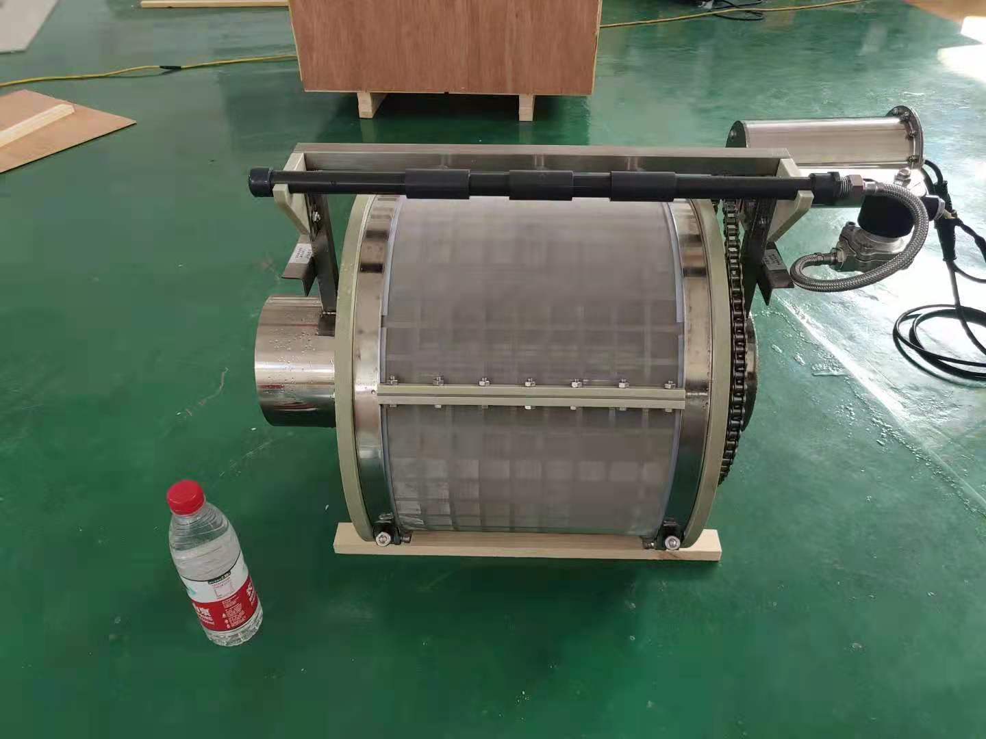 鱼池频繁清洗太麻烦转鼓鱼池过滤器一年洗1次