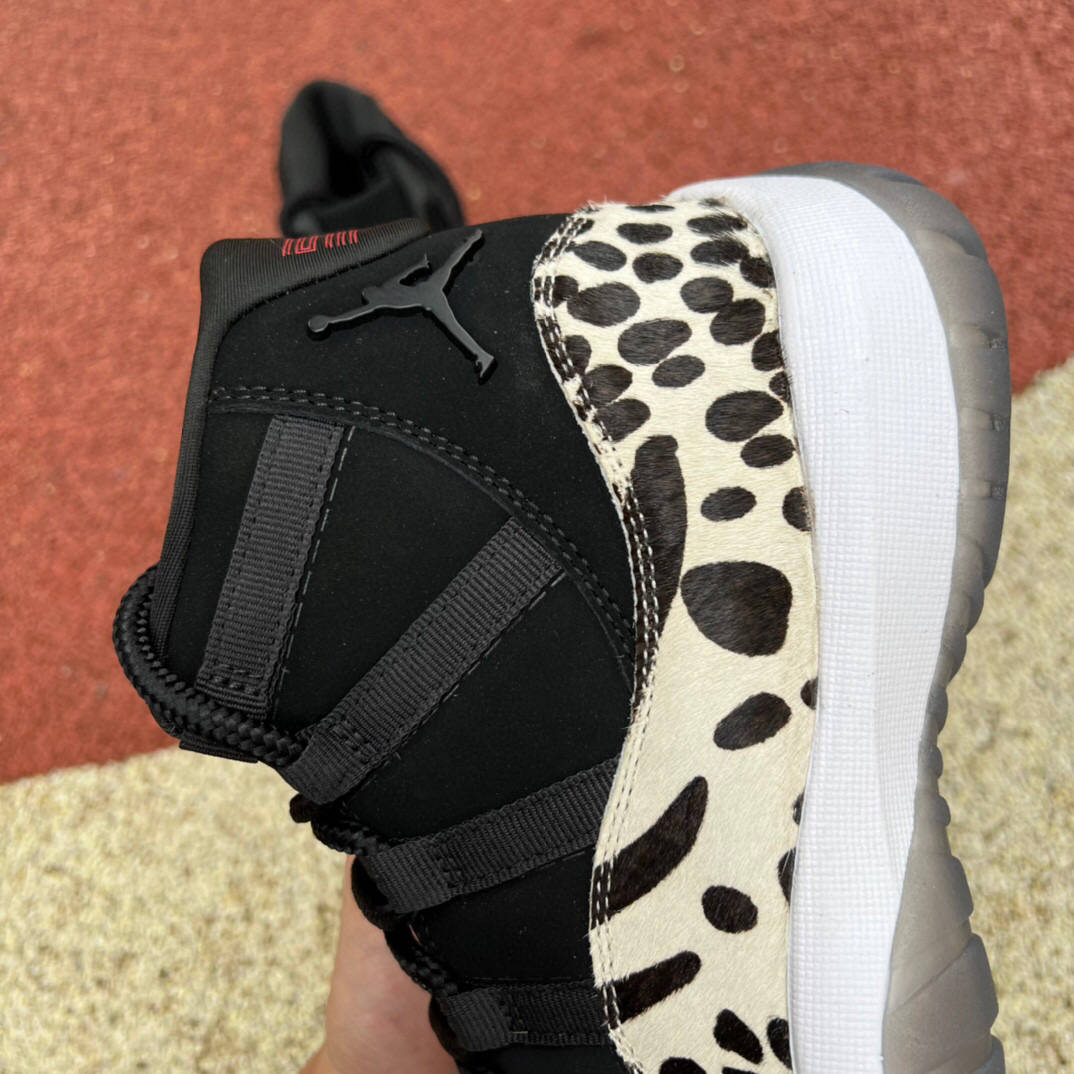 乔丹airjordan11animalinstinct黑色豹纹斑马纹动物图案篮球鞋
