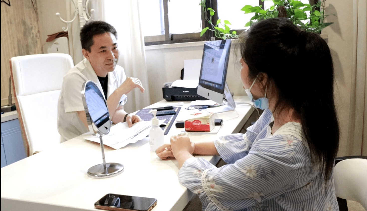 进行【凸嘴案例中篇】麻醉医生说:手术取消!她瞬间泪崩啦!