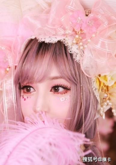 通告 模卡 推荐艺人：Mikki