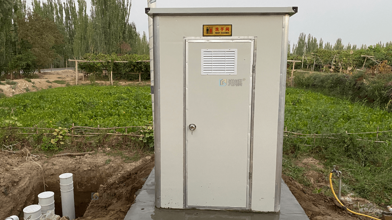 新疆农村旱厕改水冲厕所,好不好,老百姓说了算