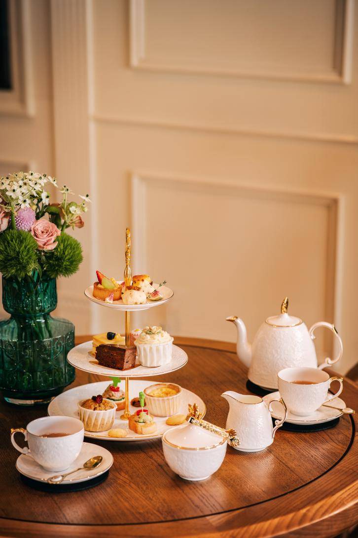 人文赏古董珠宝领略欧洲历史人文 品酒茶感受中西方文化碰撞