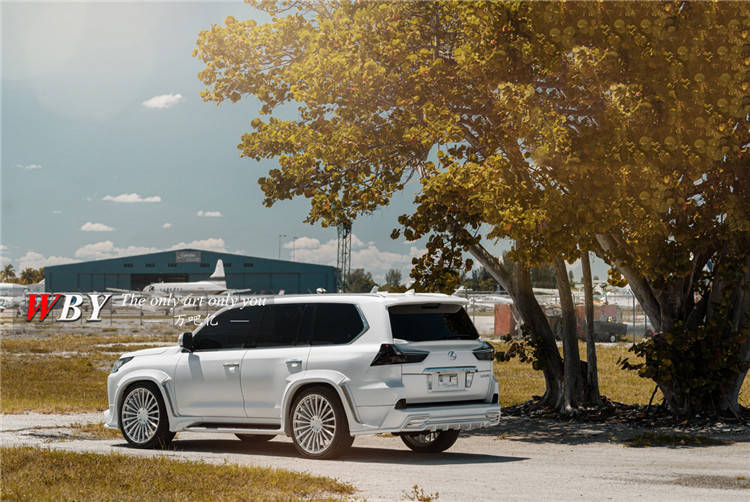 16款雷克萨斯lx570改装wald宽体小包围宽体轮眉凌志lx570改装尾翼