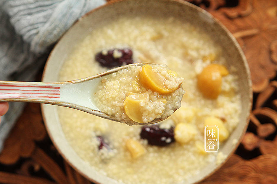 苹果|立冬前后，多用这食材煮粥，维C是苹果10倍多，香糯营养，好喝