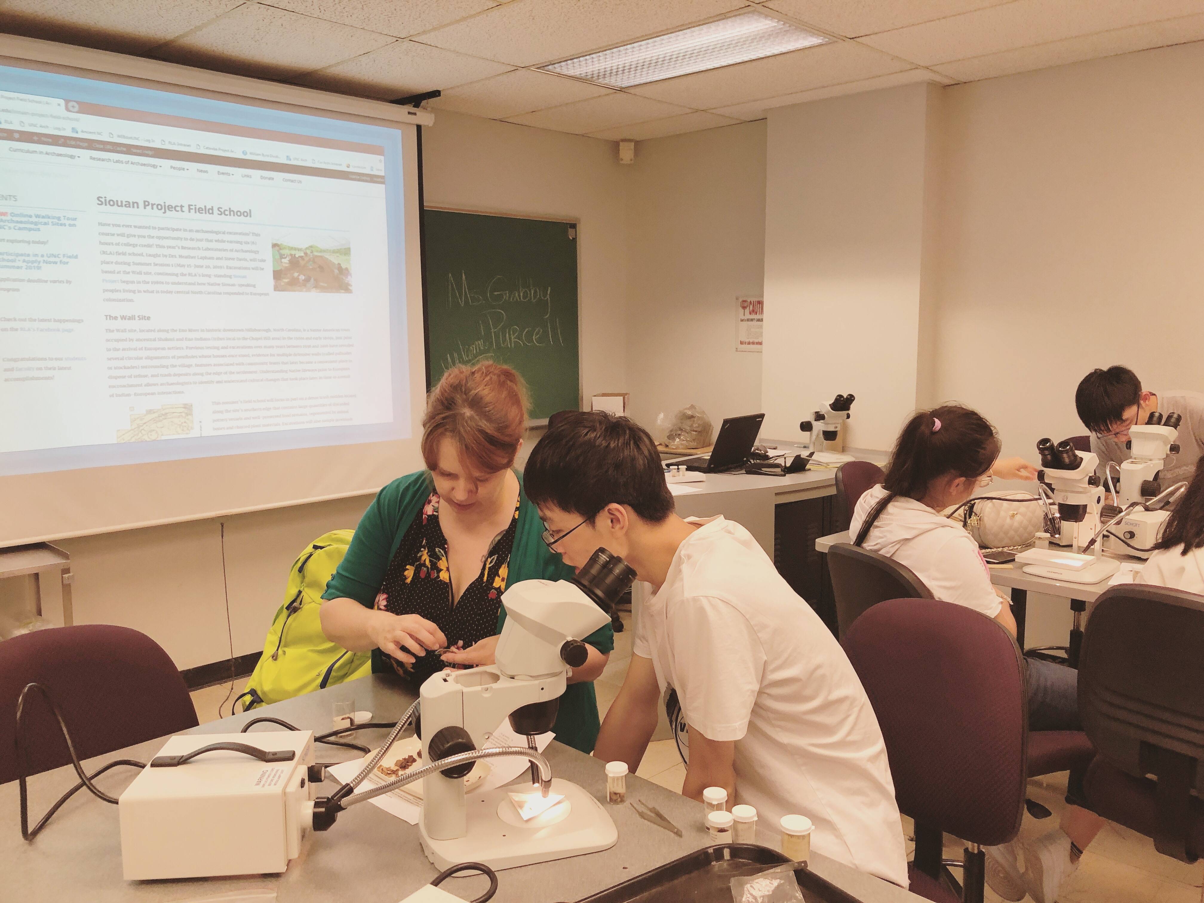 怎么成为学校办公室部长 33a136e0f30448c39a2a17f3ff82bea7.jpeg