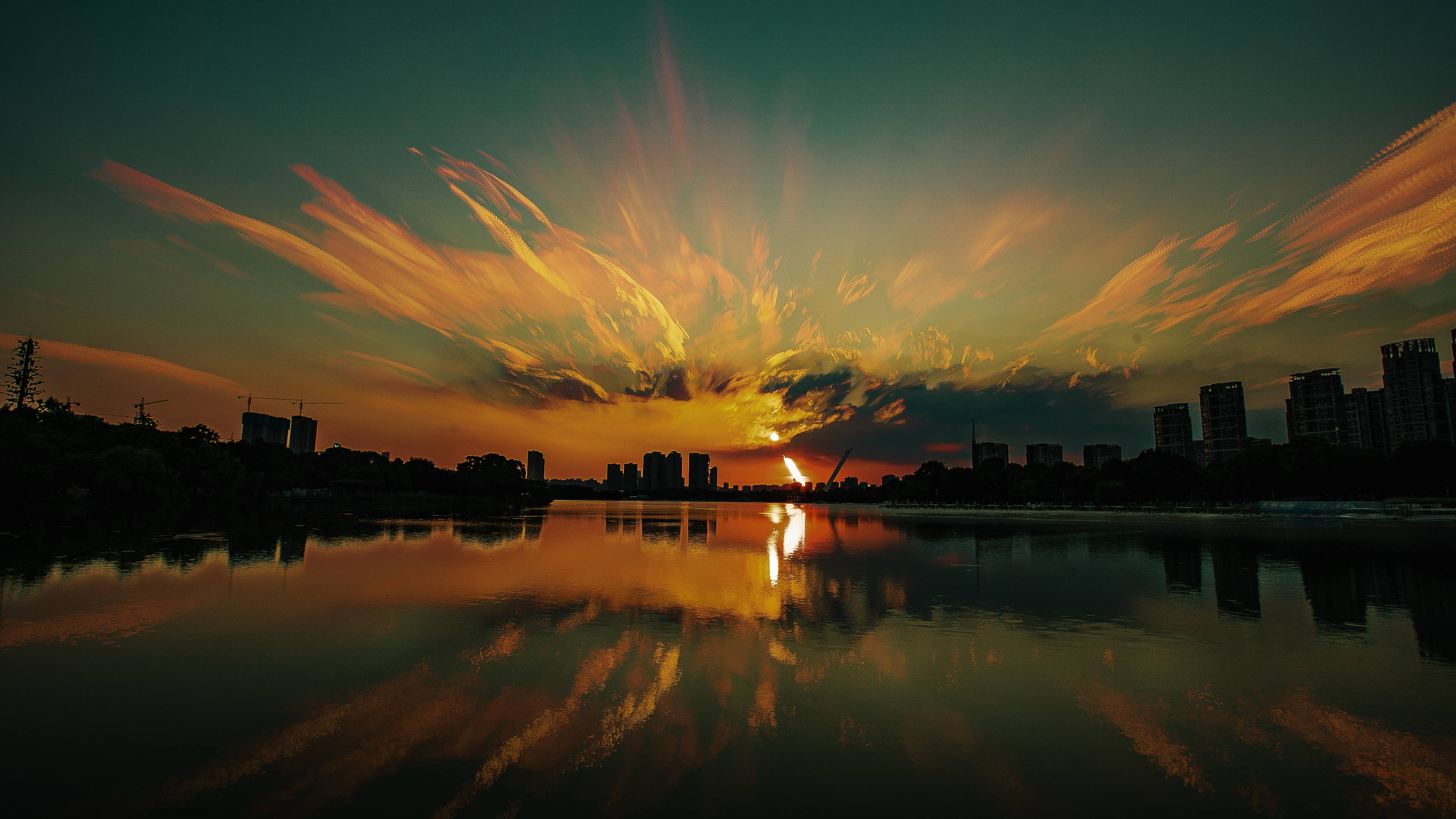 星光之城第二季云端上的湘江在长沙橘子洲发布