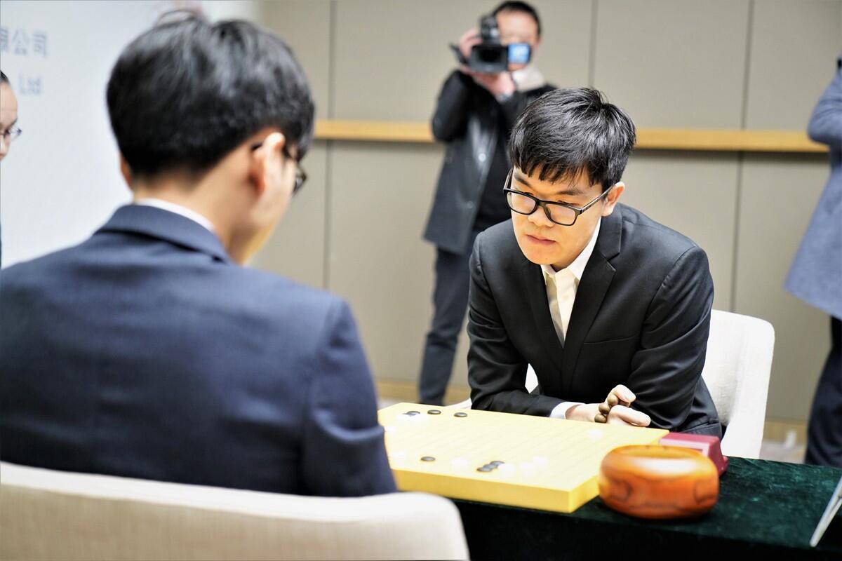 柯洁对申真谞11胜5负lg杯关键战关乎中韩围棋走势