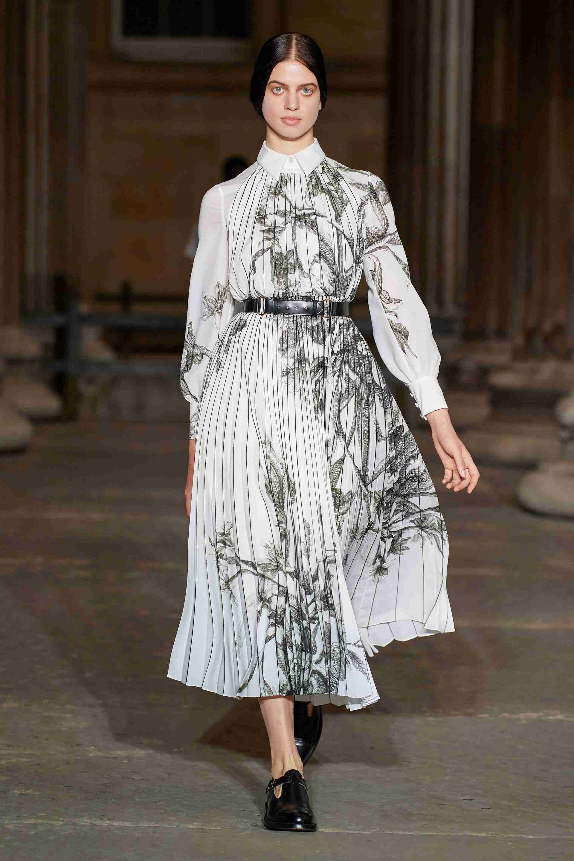伦敦品牌 erdem 2022春夏系列_sitwell
