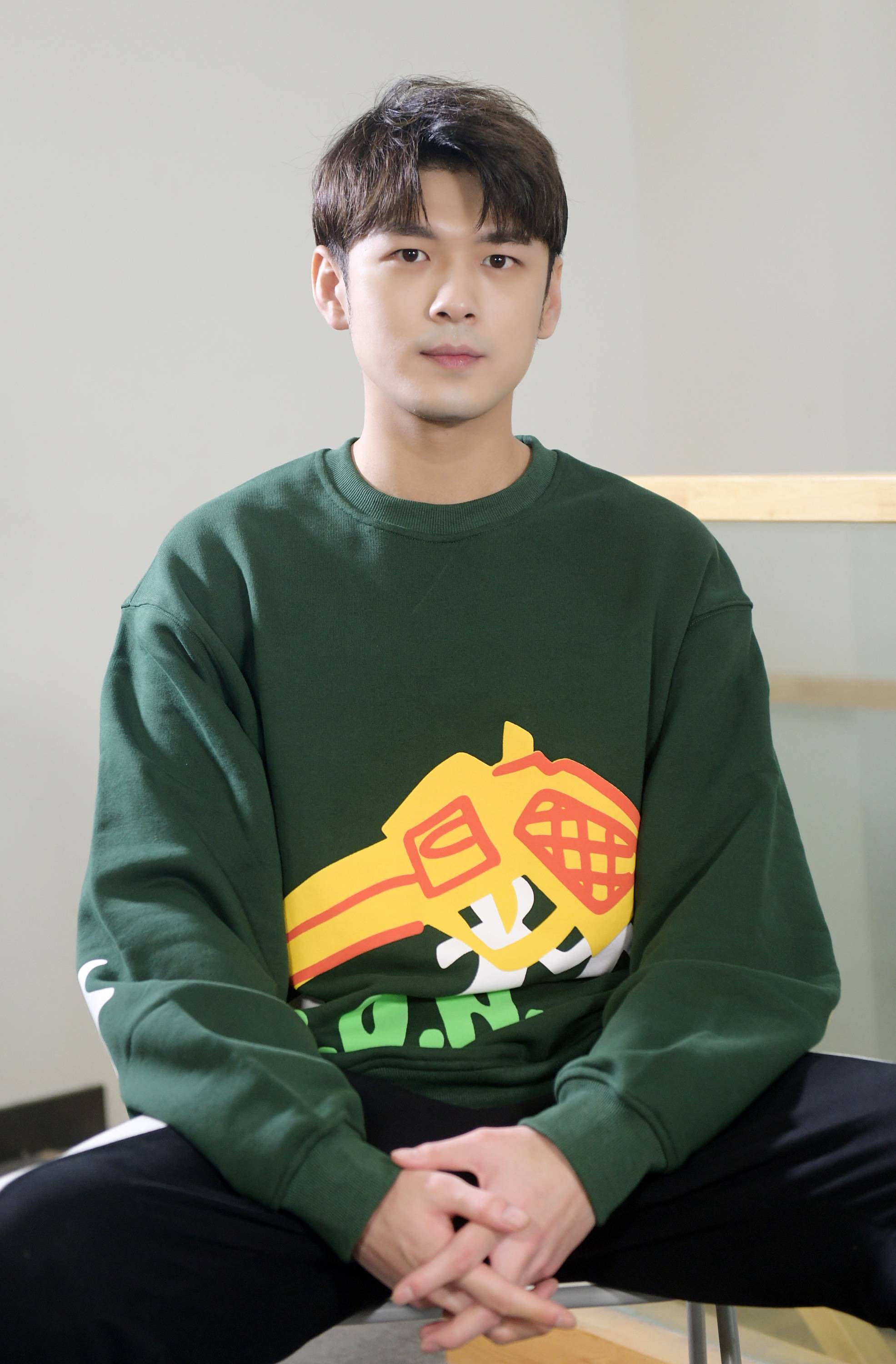 专访《沉默的证明》盛英豪:演刑警感觉梦想成真了 当演员努力大于天赋