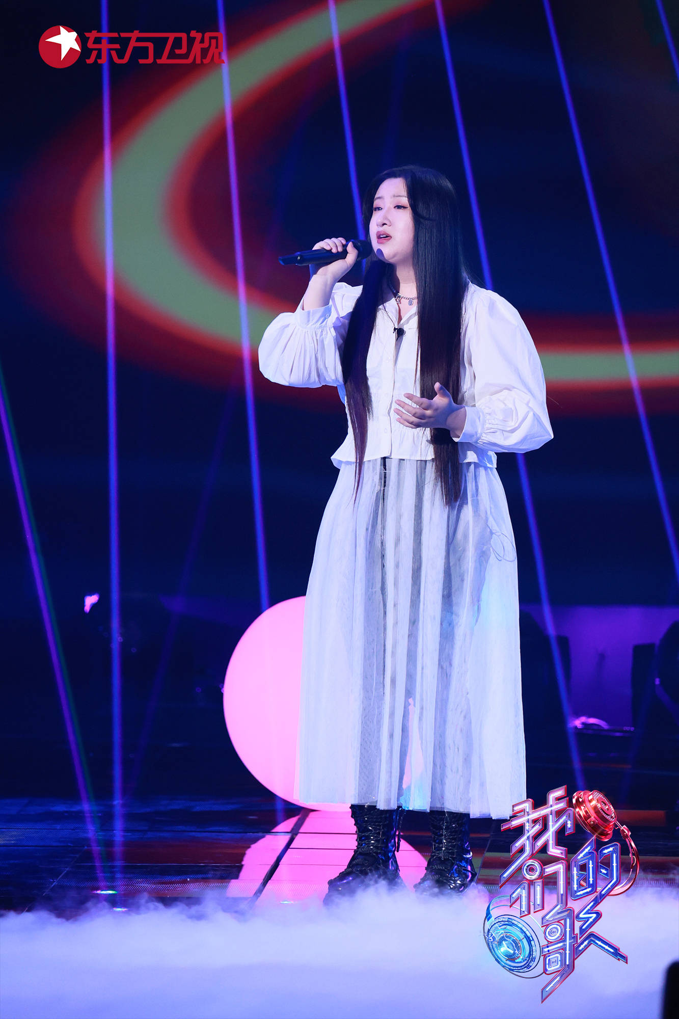 胡夏|《我们的歌》林子祥讲述听力受损背后故事 因纯粹热爱坚守音乐舞台