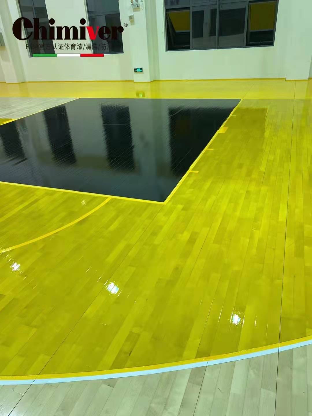 凯美沃体育木地板防滑漆应用:上海kotc体育木地板彩漆重涂施工案例