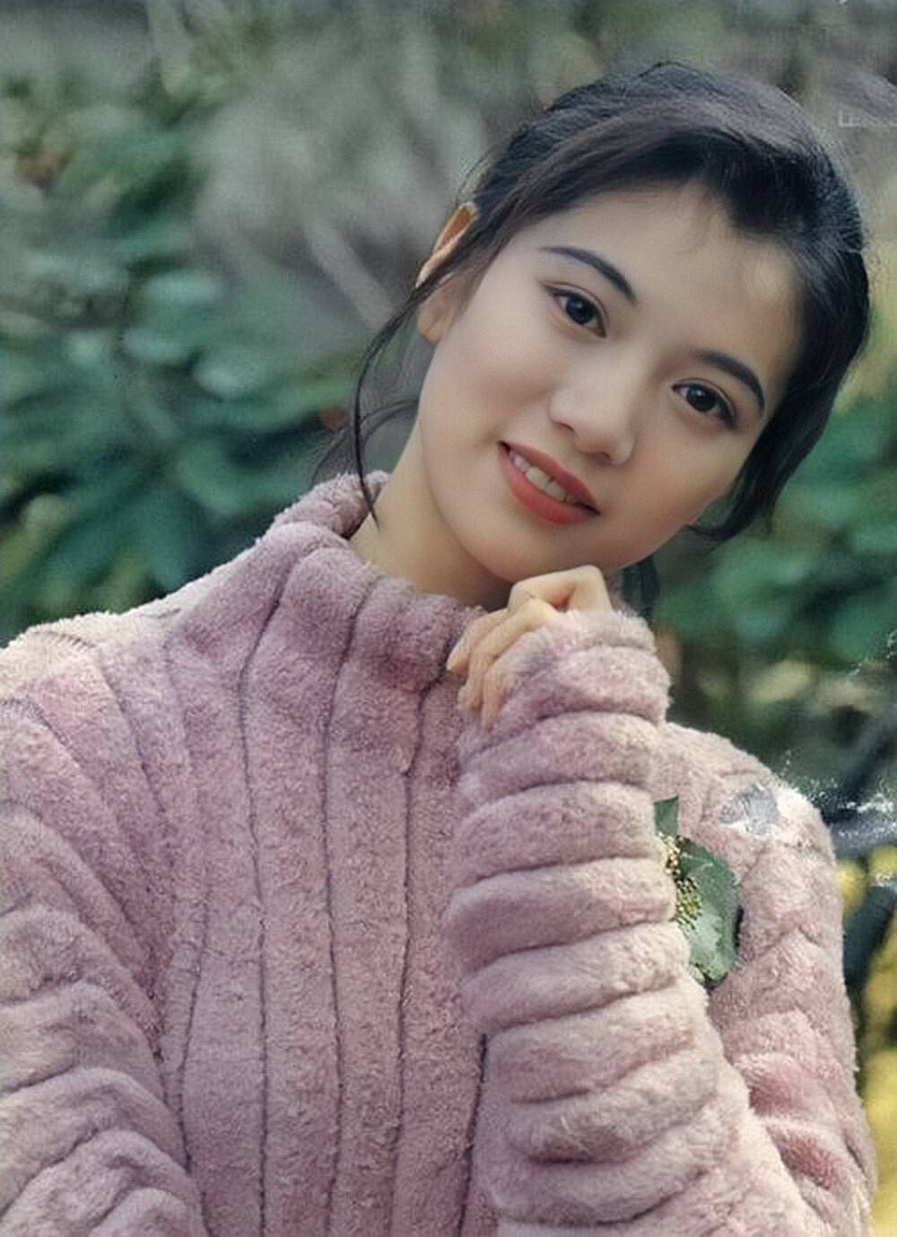 演员袁咏仪经典照片集锦