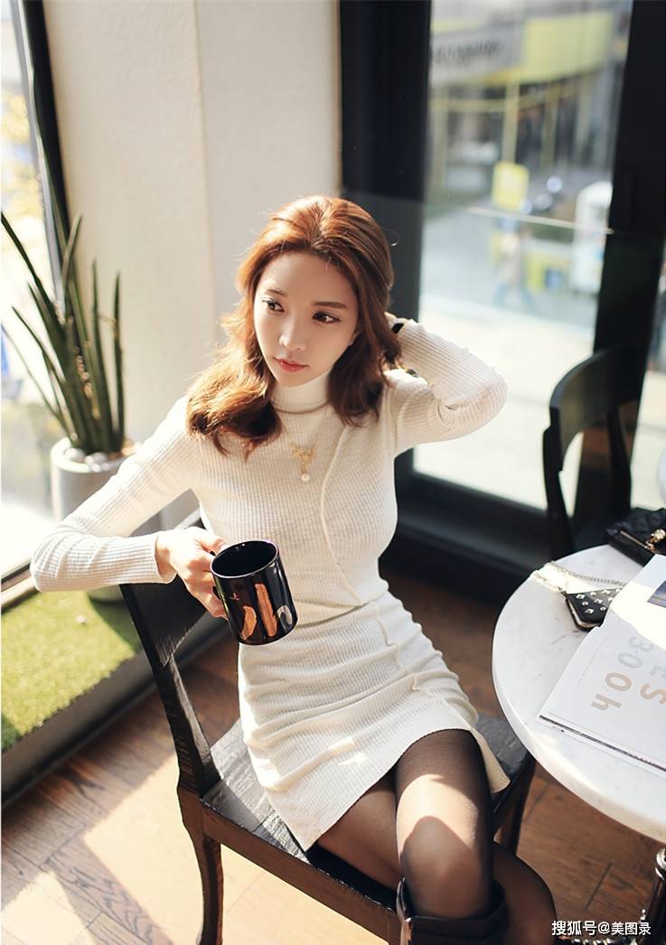 气质美女冬日里的优雅女神