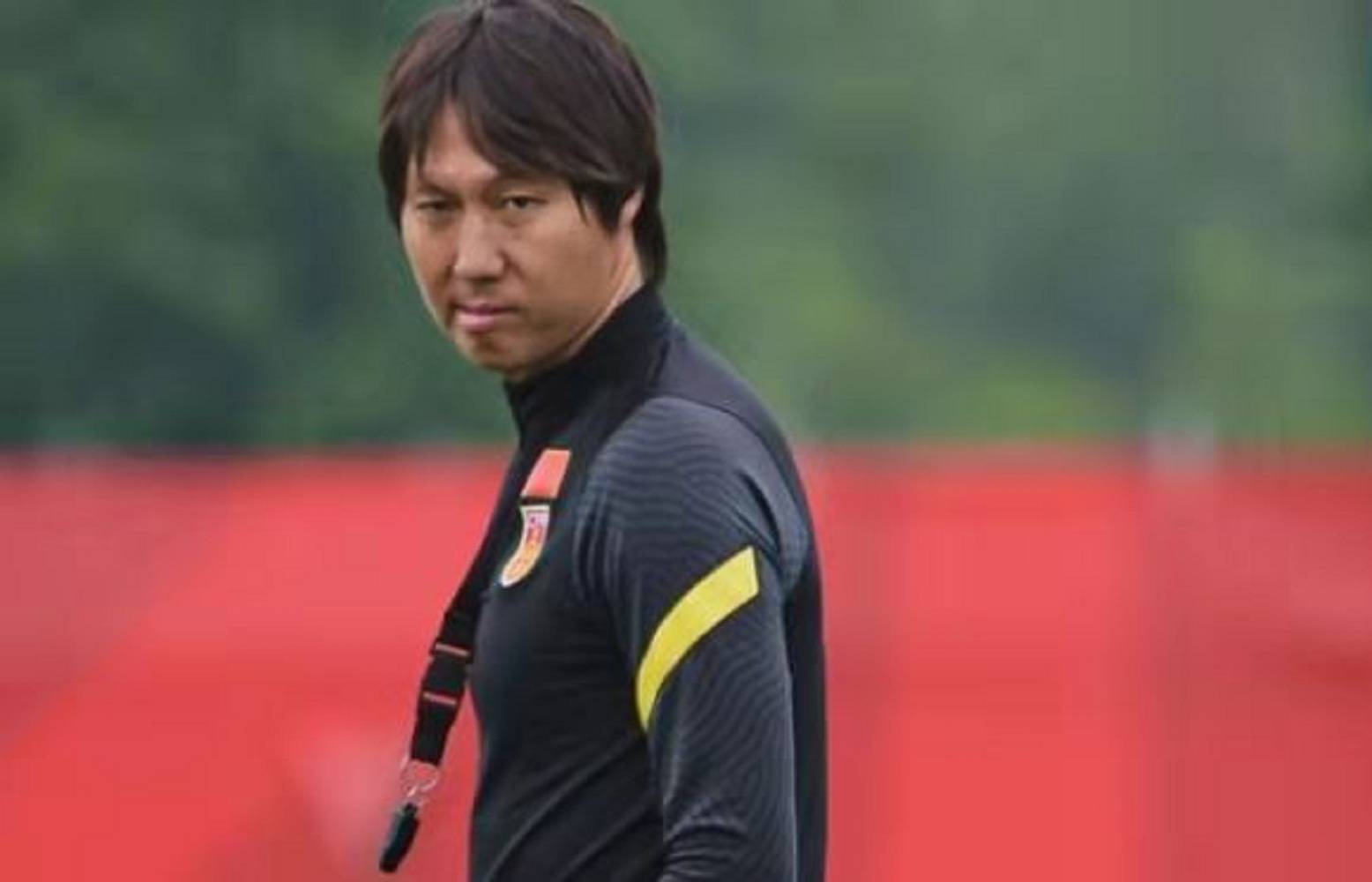 女足|誰來接替李鐵？中國足協(xié)并無預案，李霄鵬接任主帥是趕鴨子上架