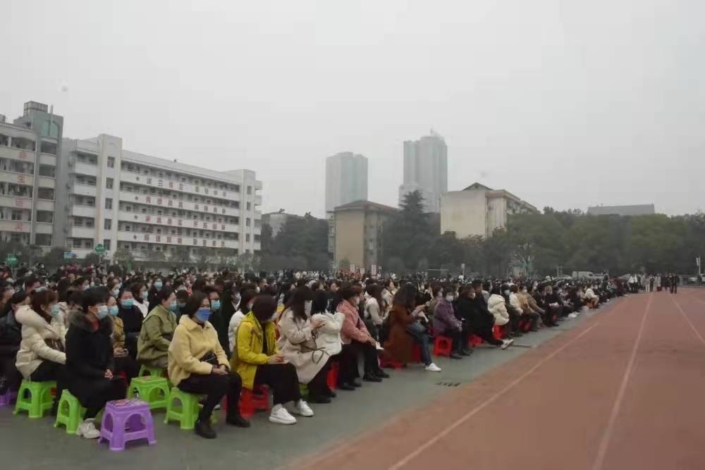 常德市芷兰嘉树学校让爱回"嘉"家长会 ——双减政策落地,家长