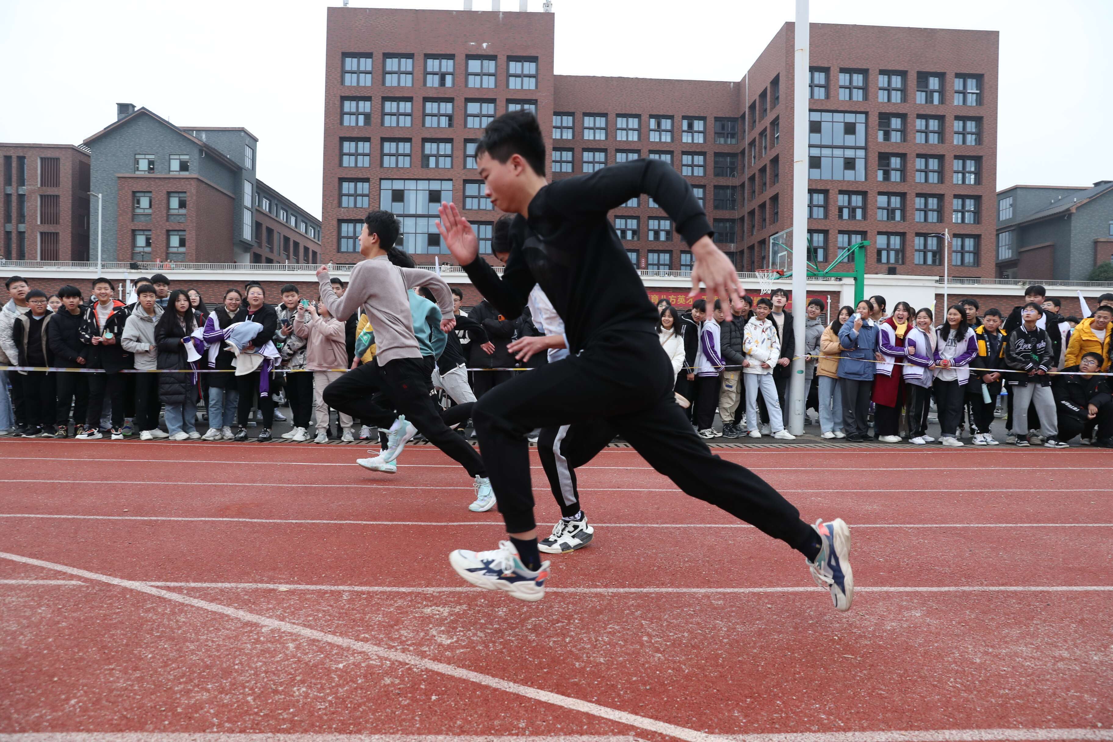 重庆市忠州中学体育艺术节开幕_比赛_运动会_田径