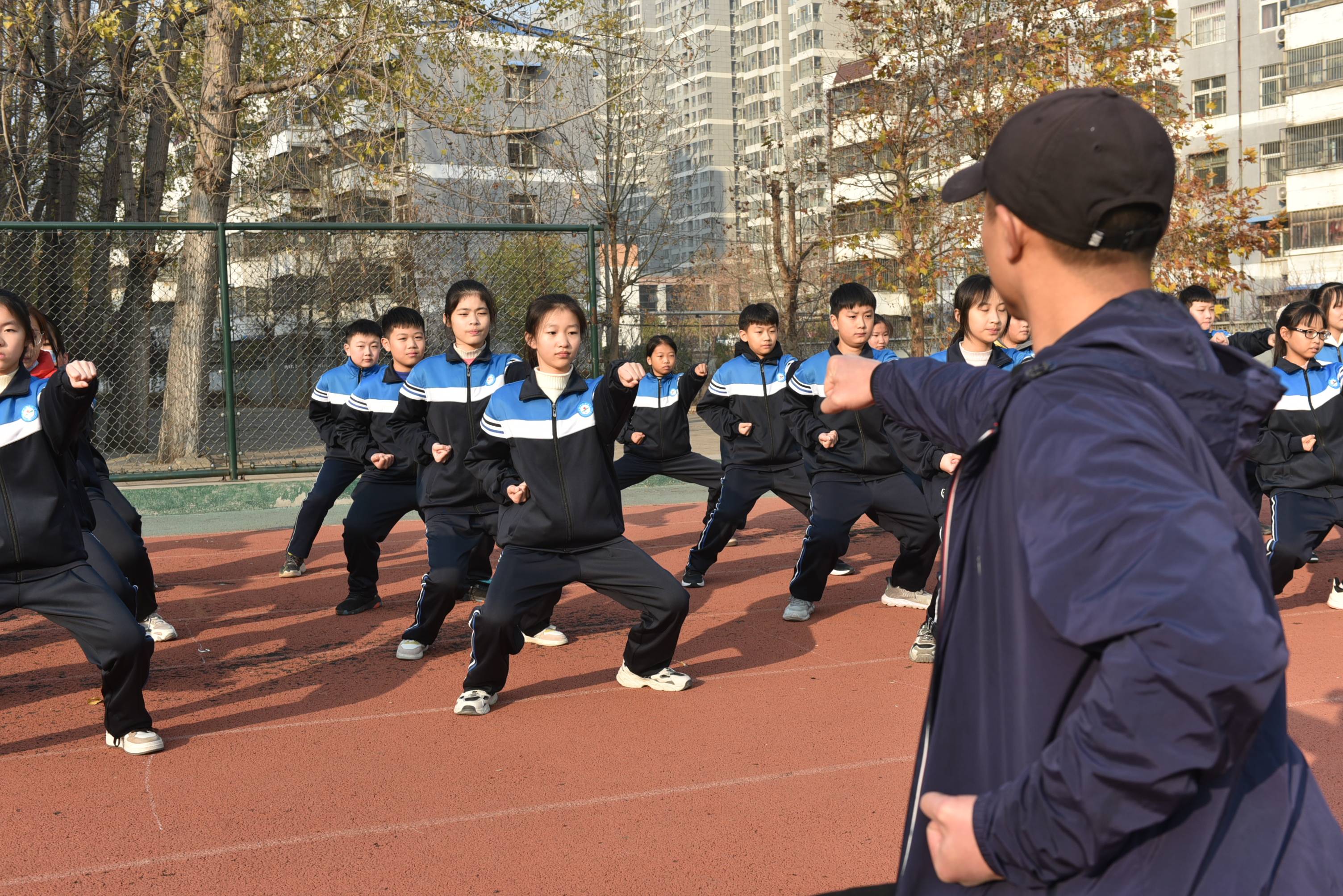 滕南中学刮起尚武之风