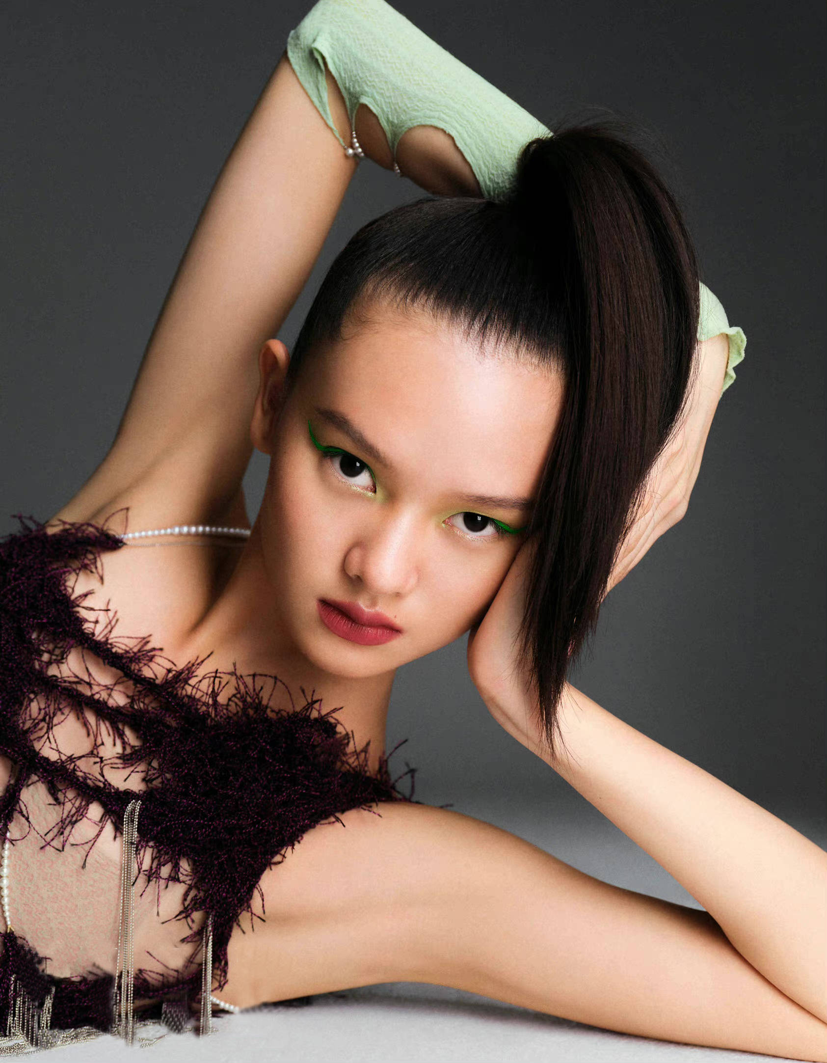 李舒萍作为新生代国模新面孔之一,凭其独特的中国古典长相和独特的