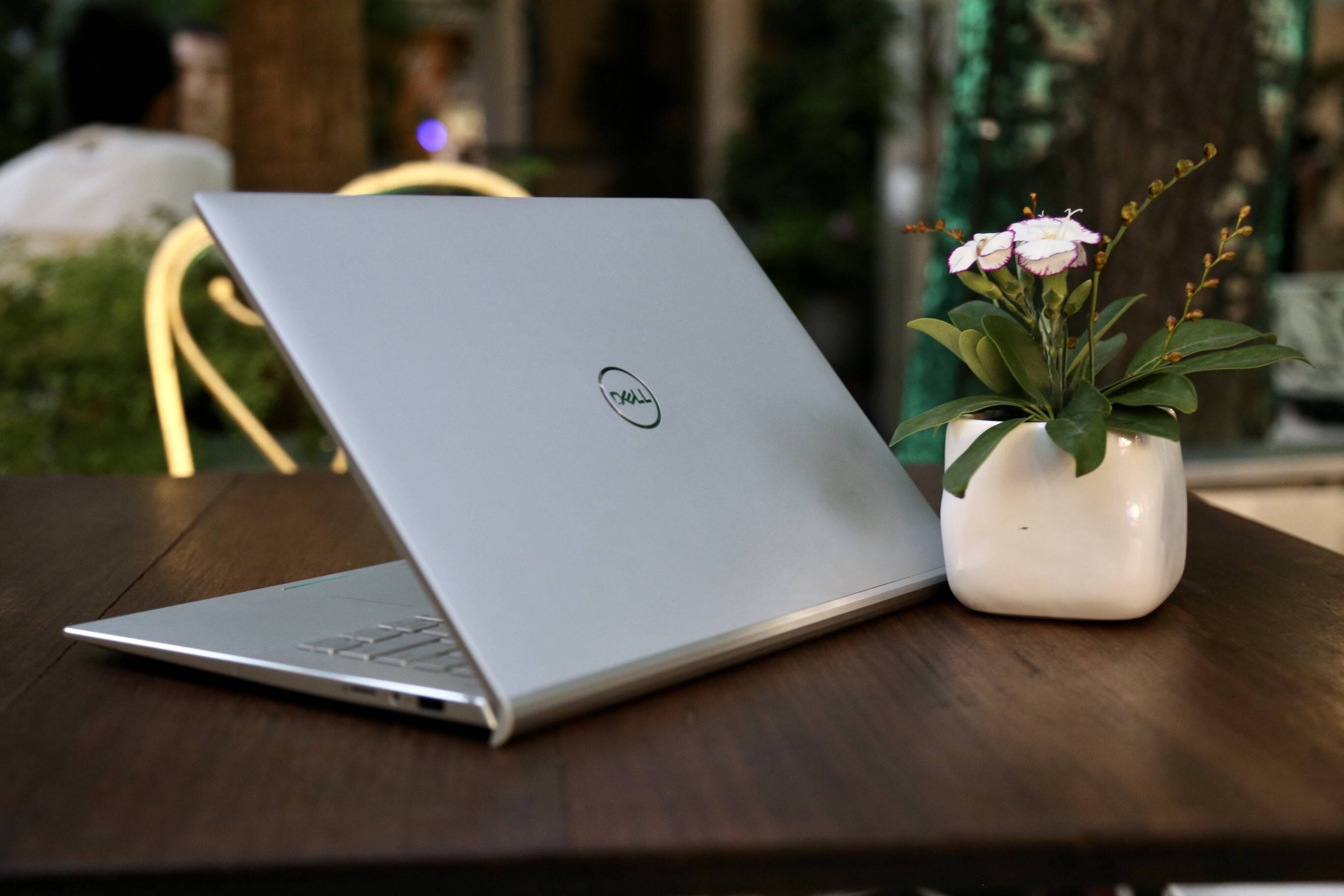 斩蓝屏护眼evo高性能高颜值设计师的戴尔灵越74002k合金本